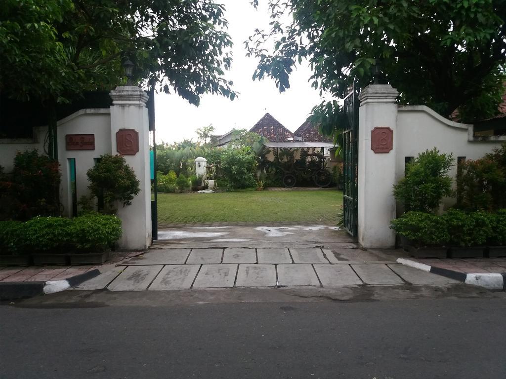 Ndalem Gamelan Apartment Yogyakarta Ngoại thất bức ảnh