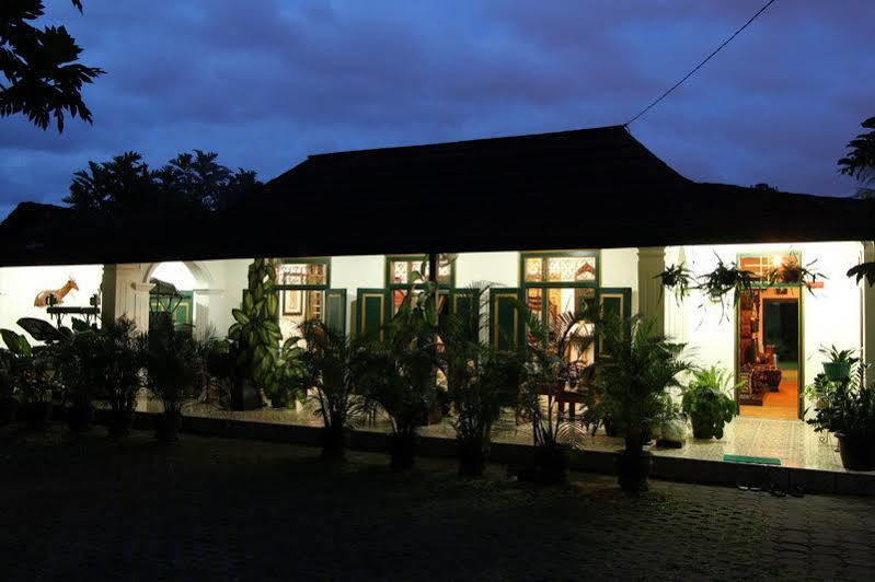 Ndalem Gamelan Apartment Yogyakarta Ngoại thất bức ảnh