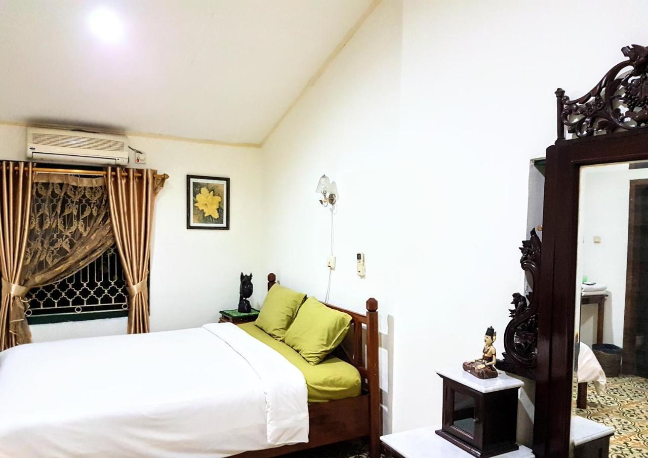 Ndalem Gamelan Apartment Yogyakarta Ngoại thất bức ảnh